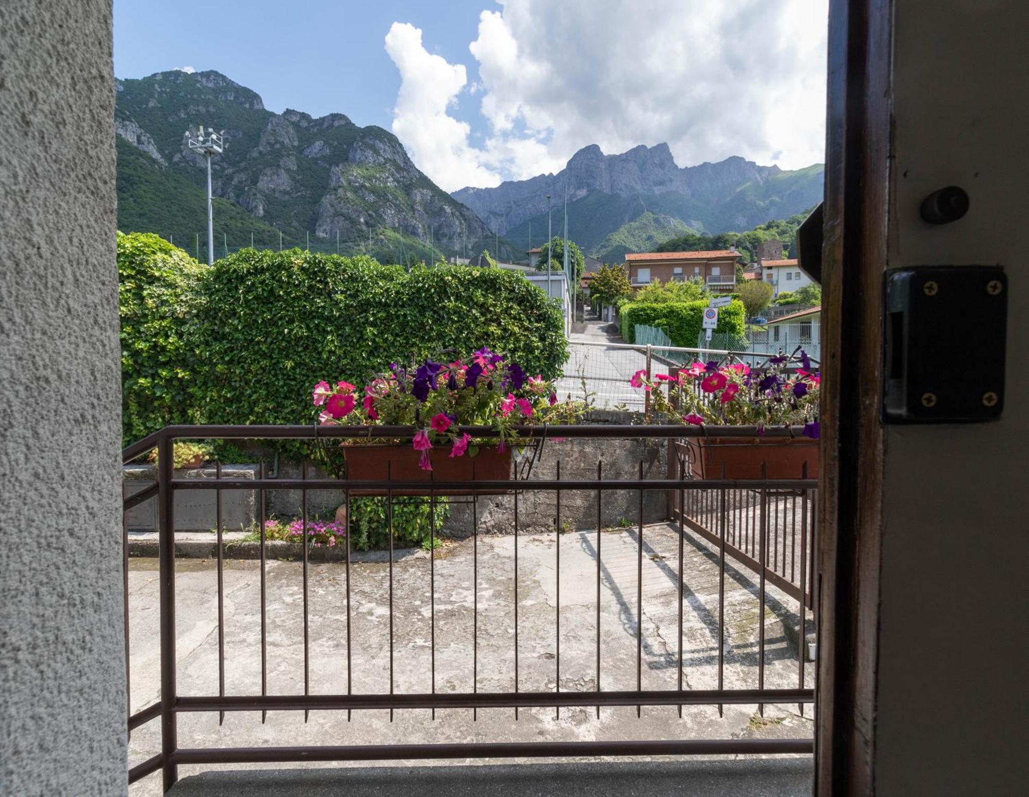 Mamma Ciccia Holiday Home - Mountains & Lake Mandello del Lario Buitenkant foto